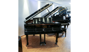 Steinway & Sons A-188 voll